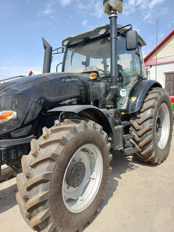 Трактор FARMLEAD 1604 Трактор FARMLEAD 1604