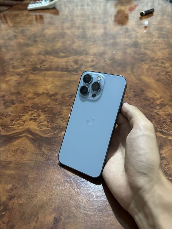 iphone 13 pro blue iphone 13 pro blue