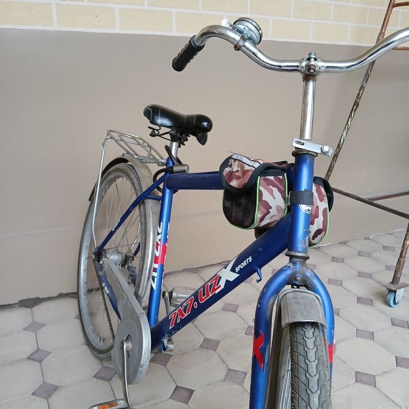 Velosiped sotiladi Velosiped sotiladi