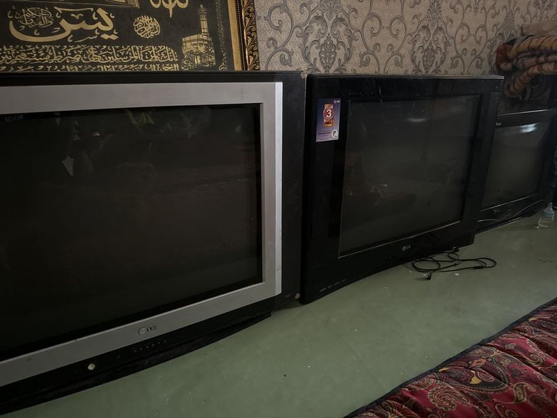 Muhtojlar bolsa tekinga bervoramiz Muhtojlar bolsa tekinga bervoramiz