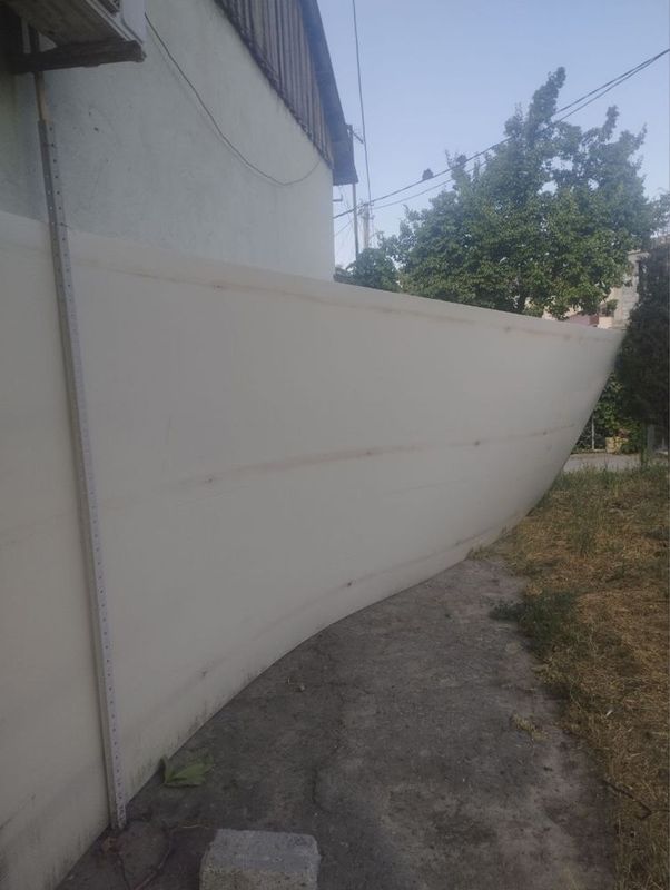 Leksan 9 metrga 2.10 razmerda 2 ta bor Leksan 9 metrga 2.10 razmerda 2 ta bor