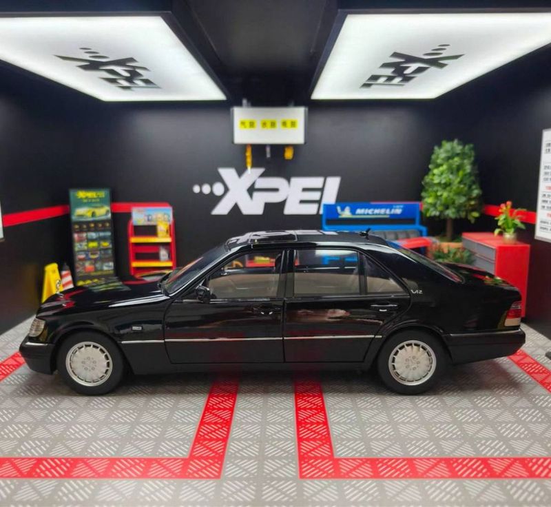 Mercedes Benz S600 1:18 Mercedes Benz S600 1:18