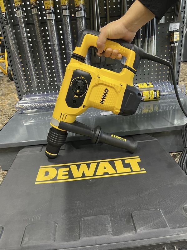 Трёхрежимный перфоратор SDS-MAX DeWalt D25481K-QS