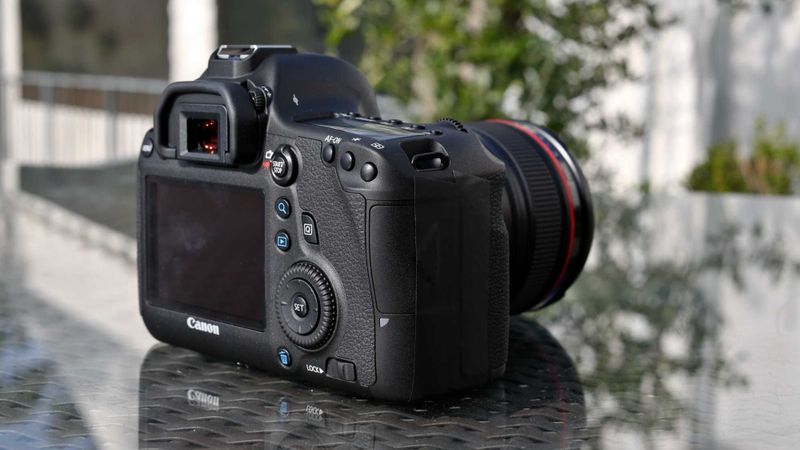 Canon 6 D holati ideal Canon 6 D holati ideal