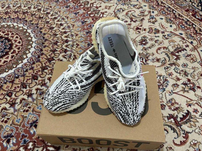 Кроссовки ADIDAS YEEZY 350