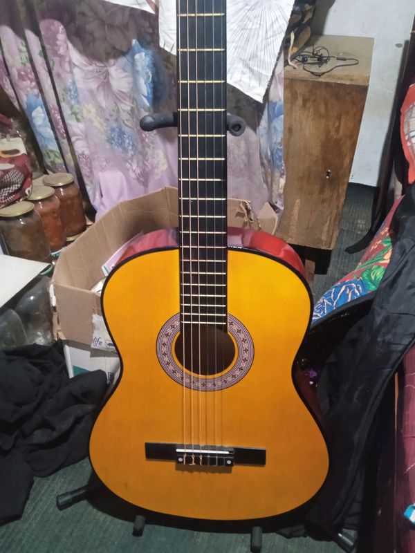 gitara klasichiskiy Turkiya