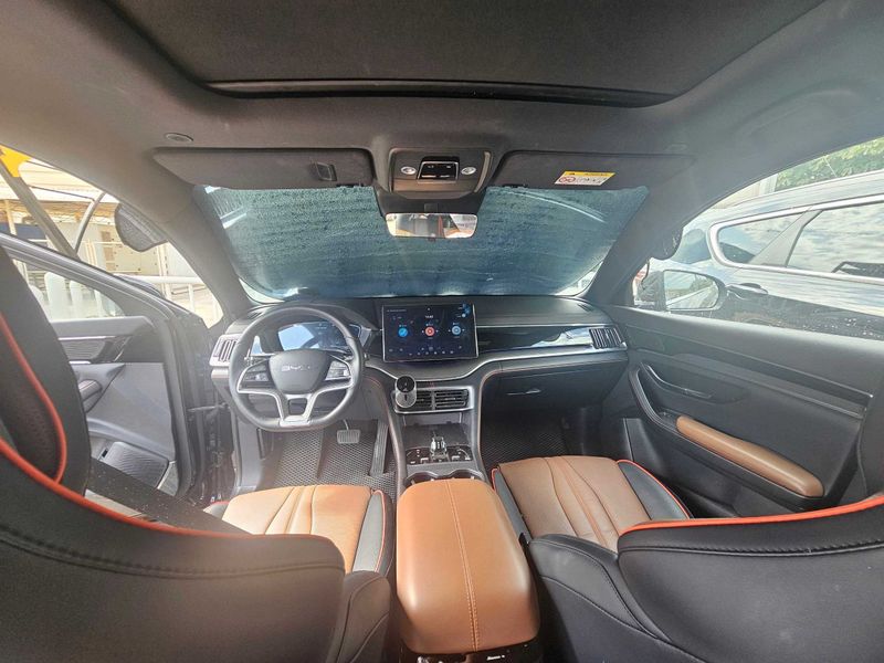 Продаётся автомобиль BYD Song Plus через аукцион. Продаётся автомобиль BYD Song Plus через аукцион.