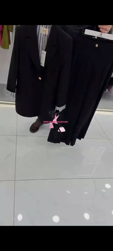 Maxmara turetskiy ayollar kostyum shimi sotiladi. Razmer 38.. Maxmara turetskiy ayollar kostyum shimi sotiladi. Razmer 38..
