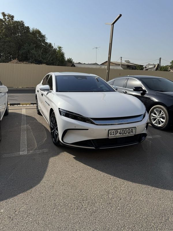 BYD HAN ev 610 flagship