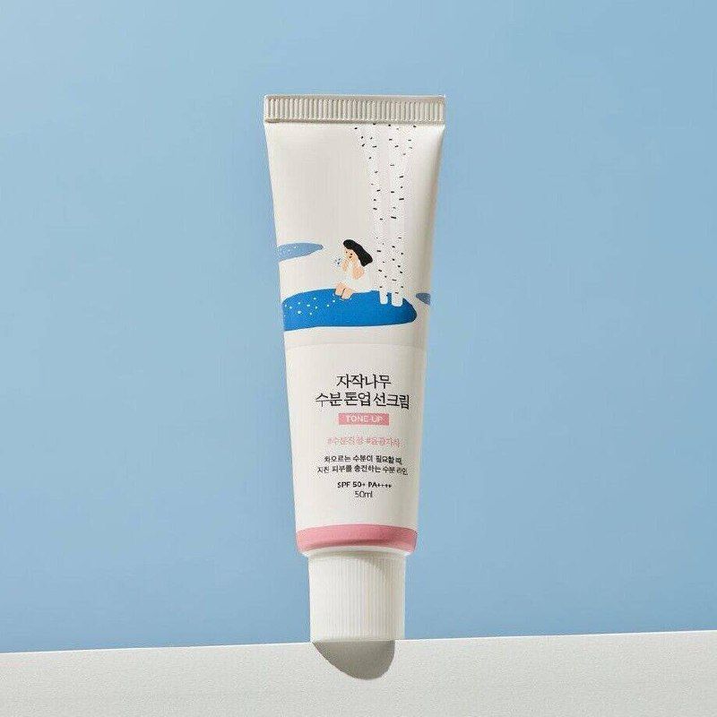 Солнцезащитный крем Round Lab Birch Juice Moisturizing Tone-Up Sunscreen SPF50+ PA++++ Солнцезащитный крем Round Lab Birch Juice Moisturizing Tone-Up Sunscreen SPF50+ PA++++