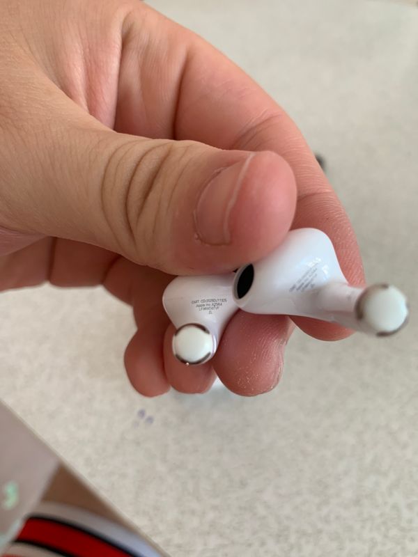 Airpods 3 gen premium kar dok bor yengi hali Airpods 3 gen premium kar dok bor yengi hali