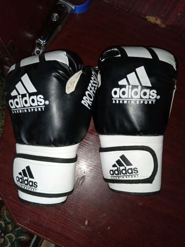 Adidas boks perchatkasi