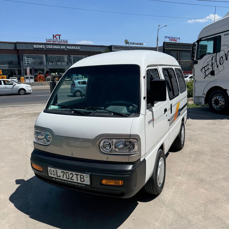 Damas 2 2024 тоза 19,000км + наварот Damas 2 2024 тоза 19,000км + наварот