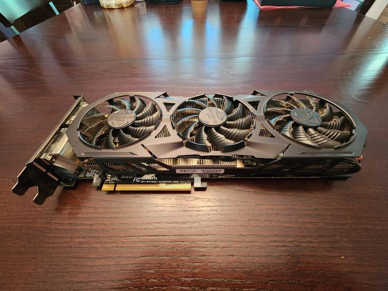 Gigabyte GTX 970 4gb Gigabyte GTX 970 4gb