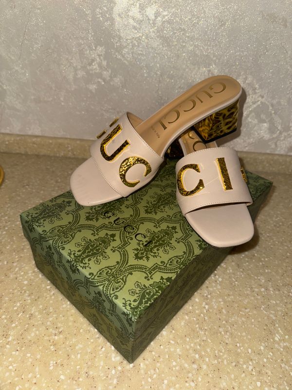 Тапочки Gucci (копия). 1выход. Маломерят Тапочки Gucci (копия). 1выход. Маломерят