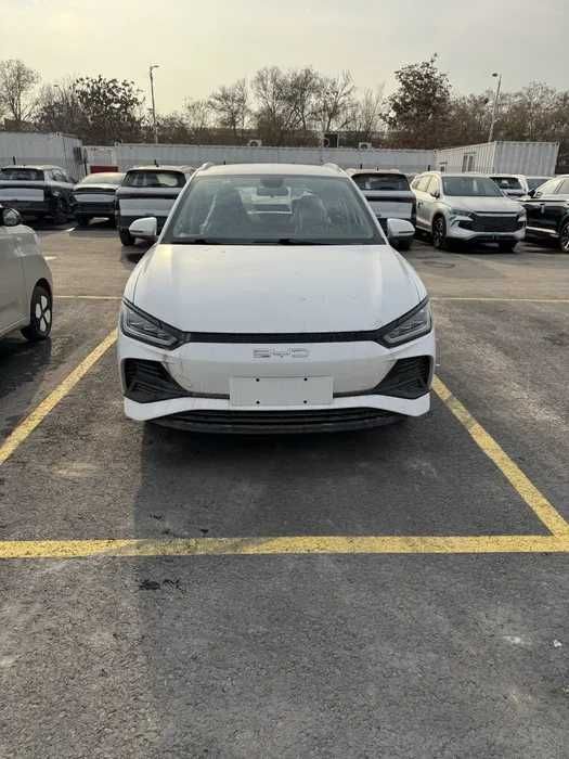BYD E2 naxtga va nasiyaga BYD E2 naxtga va nasiyaga