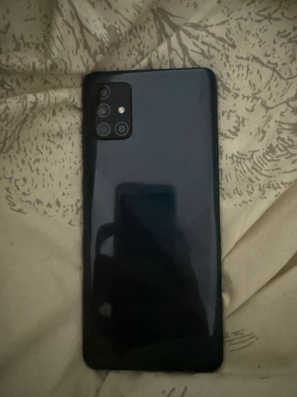 Samsung A71 128gb Samsung A71 128gb