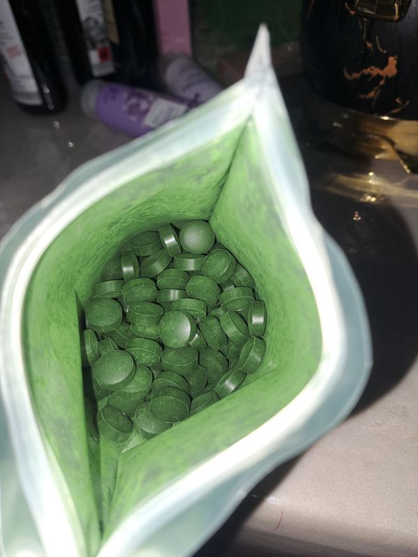 CHLORELLA VA SPIRULINA CHLORELLA VA SPIRULINA