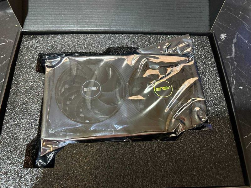 Asus RTX 3060 8gb ( Абсолютно новая)