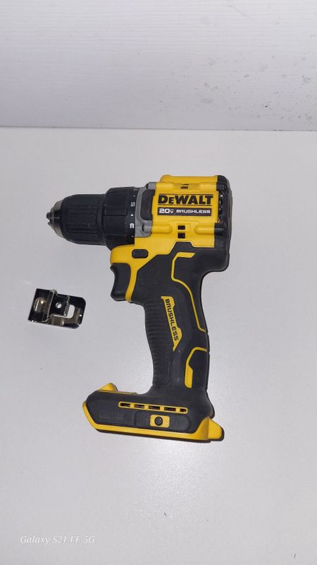 Шруповерт dewalt