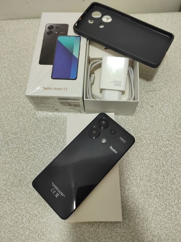 Redmi note 13 8/128 Midnight Black Yangi.