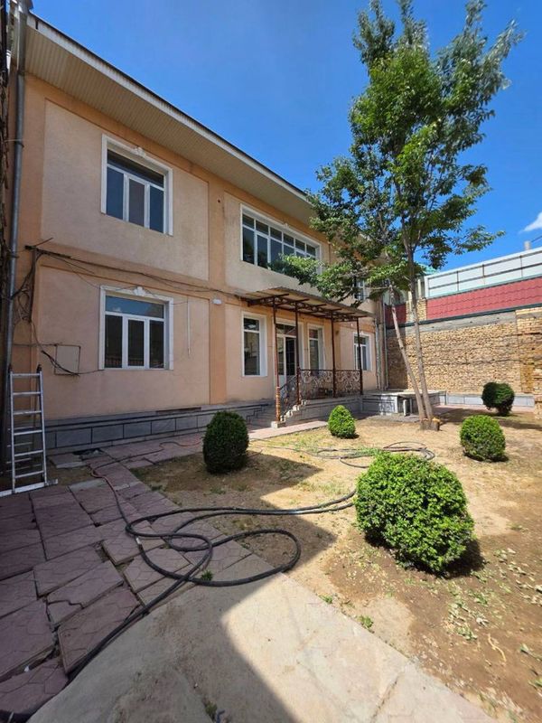 Продается Дом Мирзо Улугбек район 3,3 сотки Центр Луначарского Продается Дом Мирзо Улугбек район 3,3 сотки Центр Луначарского