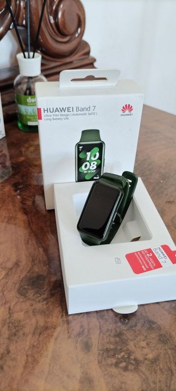 Продаётся Huawei band 7