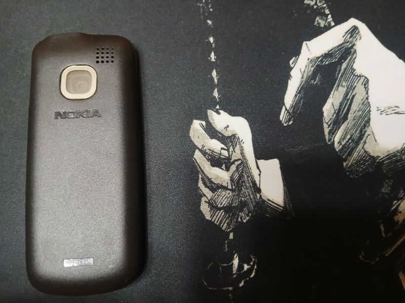 Assalom alekum telefon sotiladi Original Nokia C1