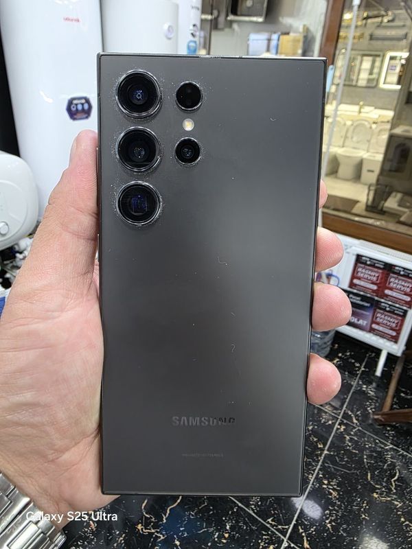 Samsung S24 ultira 512GB sunnatiga otib beramn Samsung S24 ultira 512GB sunnatiga otib beramn