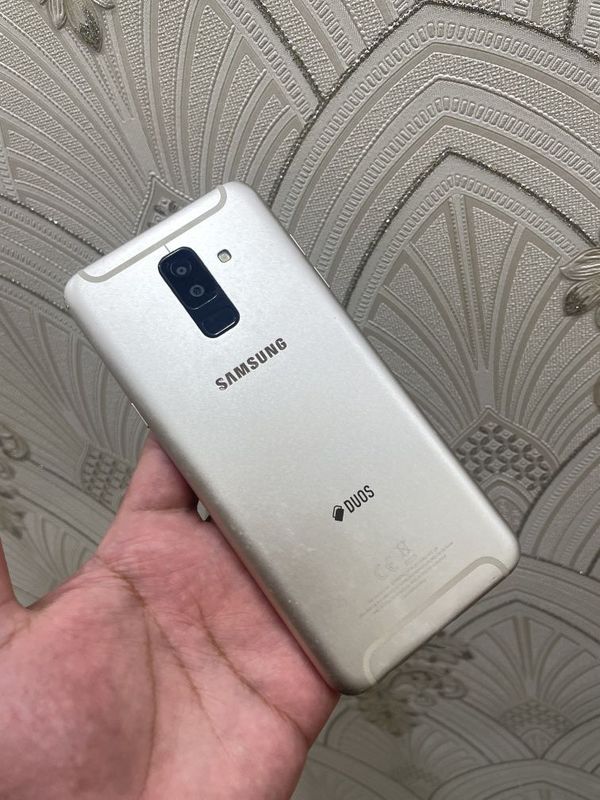 Samsung A6 Plus 32gb Ideal holatda Aybi yoq Samsung A6 Plus 32gb Ideal holatda Aybi yoq