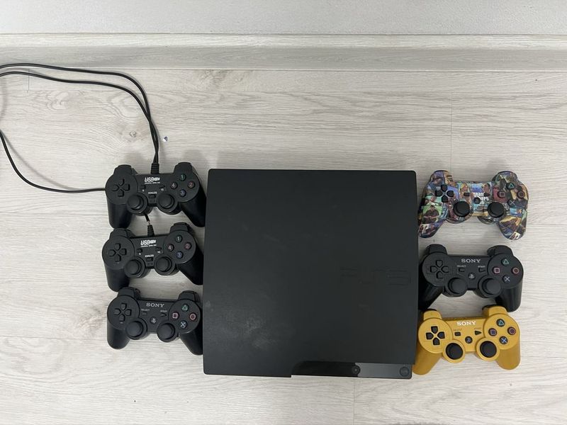 PS3 orginal , 6 ta pulti bor PS3 orginal , 6 ta pulti bor