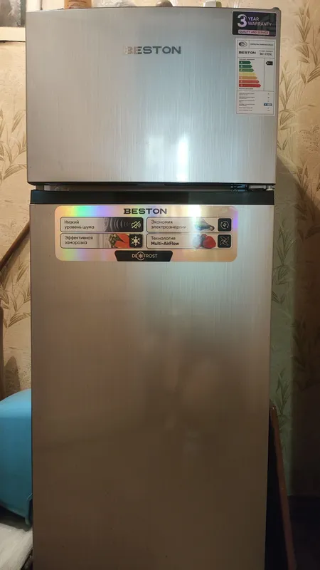 Холодильник Beston б/у. В отличном состоянии