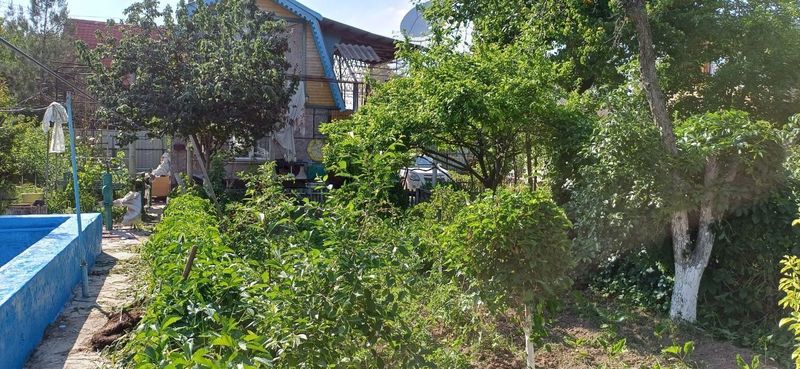 Uy dacha sotiladi Uy dacha sotiladi