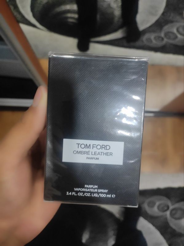Tom ford atir originali sotiladi Tom ford atir originali sotiladi