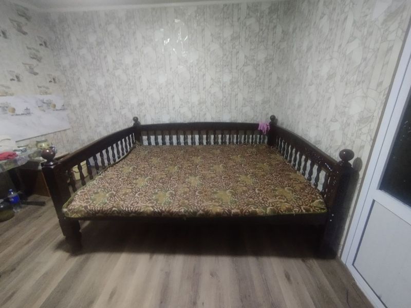 Ассалому алейкум. Тапчан 3м га 2,5м