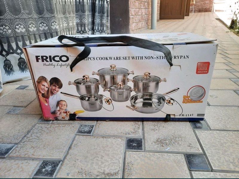 Ошхона учун FRICO бренди асосида идишлар туплами. Ошхона учун FRICO бренди асосида идишлар туплами.