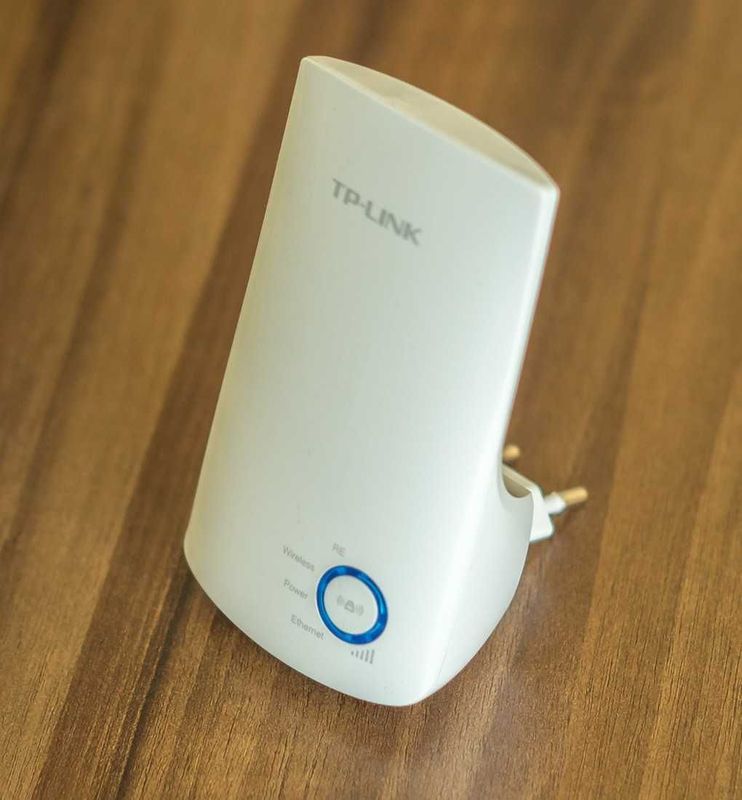 Продаётся Wi-Fi усилитель сигнала Tp-Link TL-WA850RE (г. Ангрен) Продаётся Wi-Fi усилитель сигнала Tp-Link TL-WA850RE (г. Ангрен)