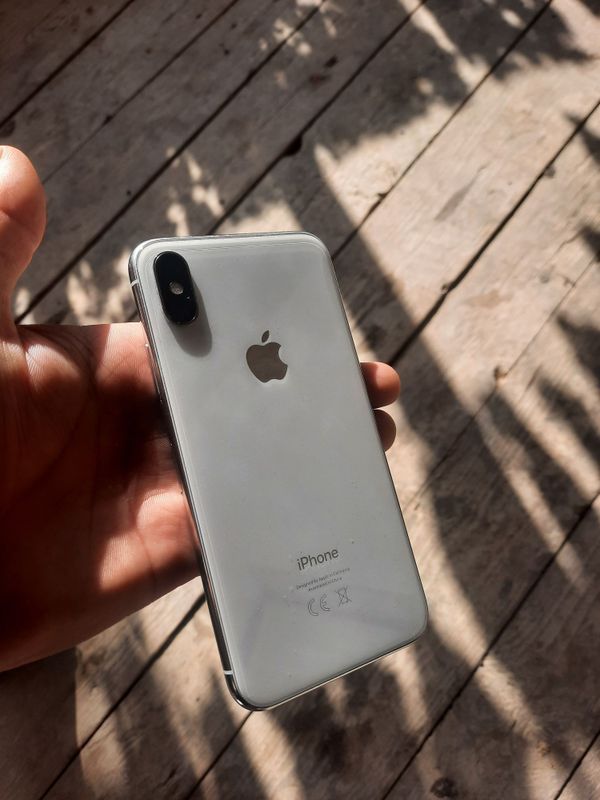 Iphone X sotiladi Xotira 64 Kar dak yoq Holati Ideal Ekran alishgan