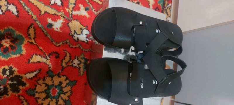 oyoq kiyim 37 razmer oyoq kiyim 37 razmer