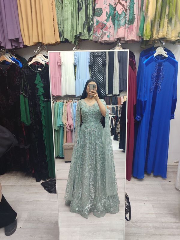160$ ga olganman 1 marta kiyilgan 120$ ga beriladi 160$ ga olganman 1 marta kiyilgan 120$ ga beriladi