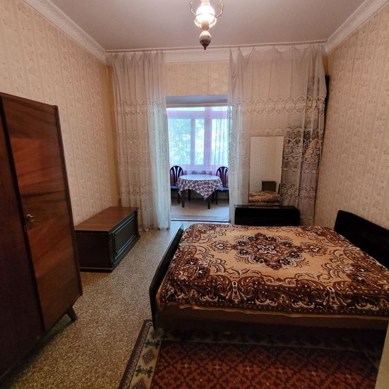 2-комн. Чиланзар-1 Ааллея Гагарина, 103 школа 2-комн. Чиланзар-1 Ааллея Гагарина, 103 школа