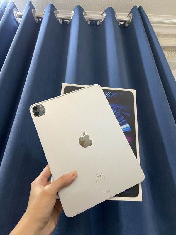 Ipad Pro M1 128GB Sotiladi Srochna