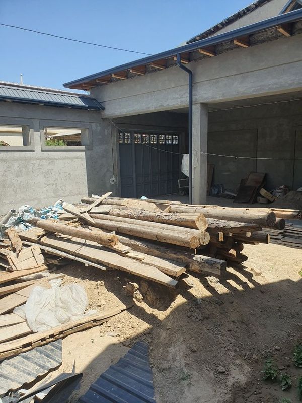 Балка, кирпич есть продам balka xodalar bor sotaman Балка, кирпич есть продам balka xodalar bor sotaman
