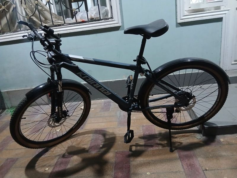 Velosiped sotiladi srochna alumin rama !