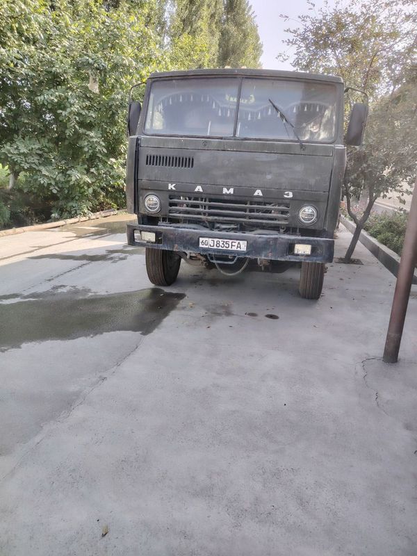 Kamaz sotiladi xolati zor 8000 Kamaz sotiladi xolati zor 8000