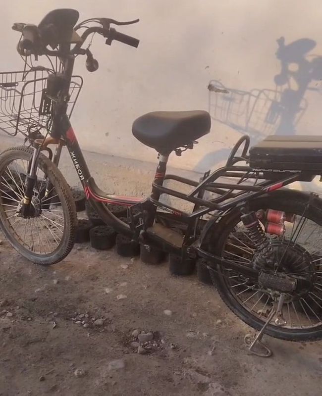 Velosiped sotiladi Velosiped sotiladi