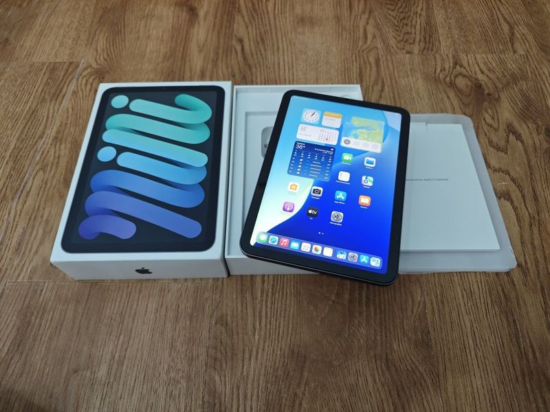 Как новый Apple iPad 6 Mini 256GB Wi/Fi Как новый Apple iPad 6 Mini 256GB Wi/Fi