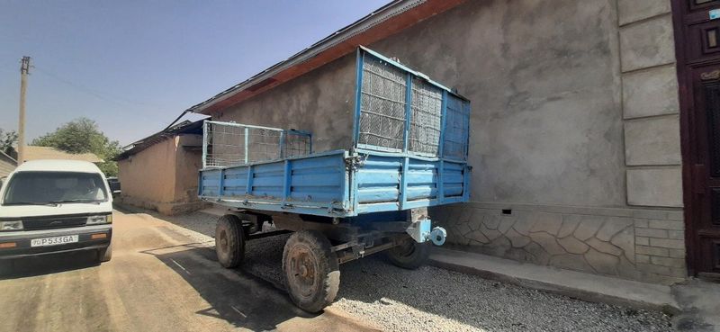 Traktor sotiladi Traktor sotiladi