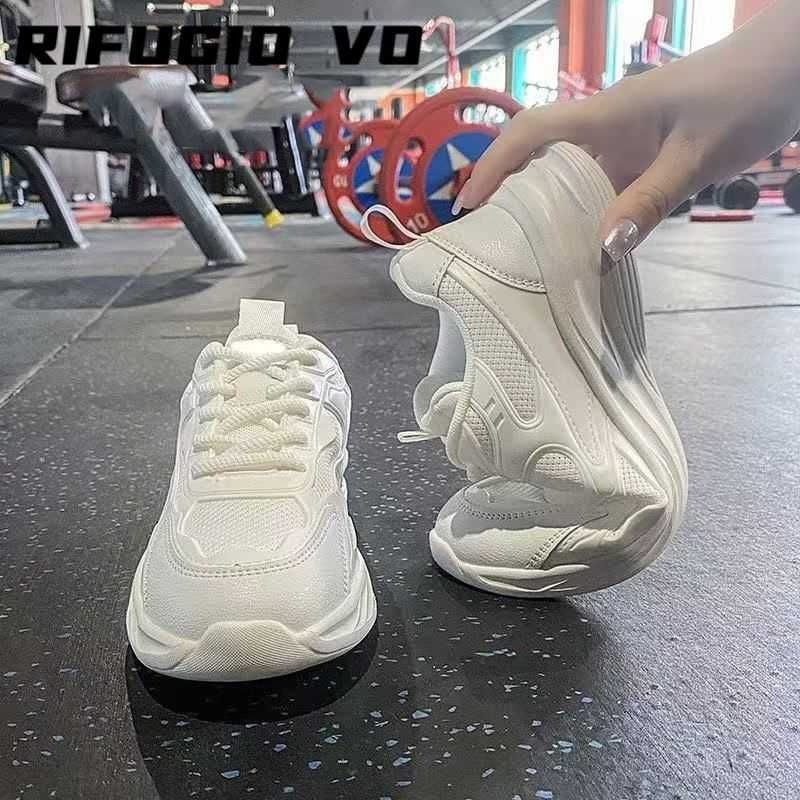 Новые женские кроссовки RIFUGIO VO