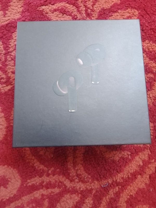 AirPods Pro satladi
